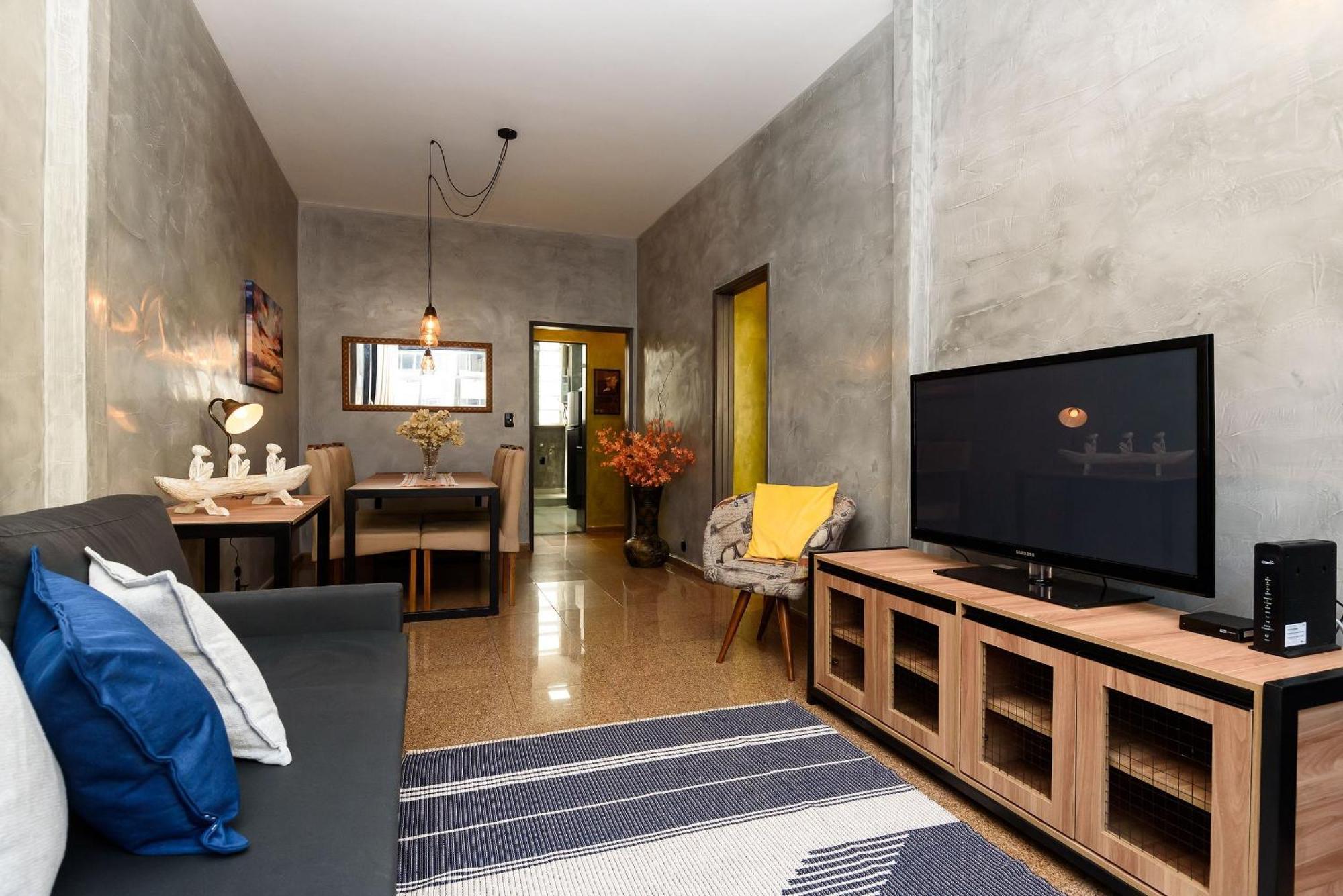 Appartement 2qts A 400m Da De Copacabana | Bl 125/701 *